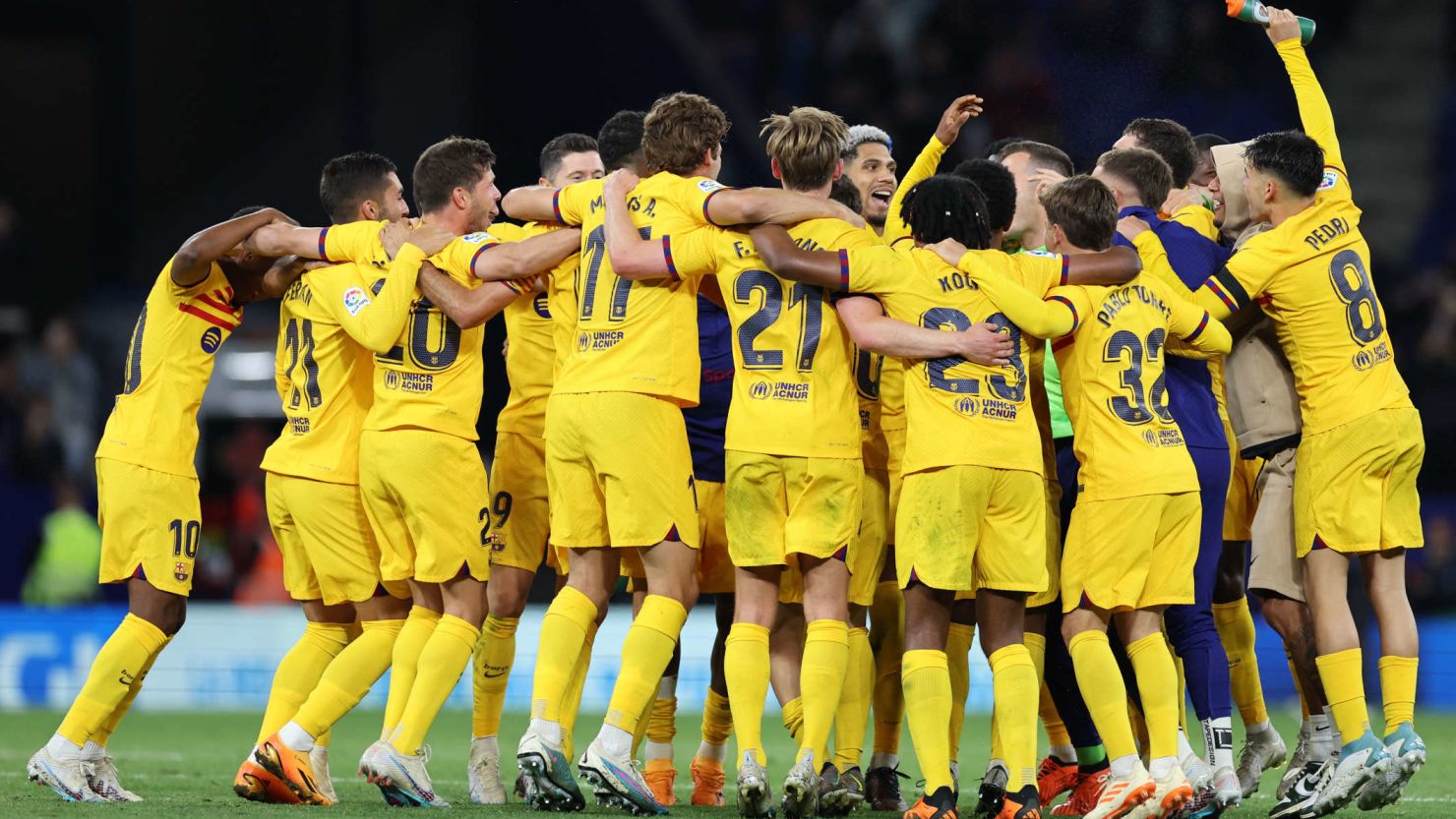 四场比赛中 四场比赛中